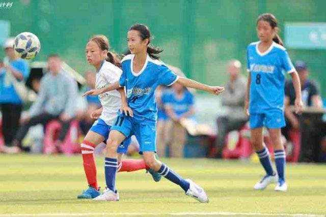 范迪克：取代克洛普非常艰巨但斯洛特干得很好